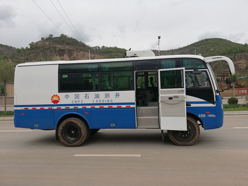 油田專(zhuān)用車(chē)